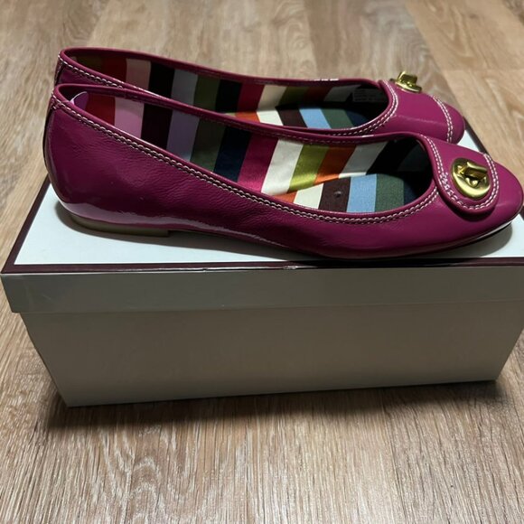 Coach Magenta Turnlock Flats Striped Interior (with Box) - Picture 6 of 12